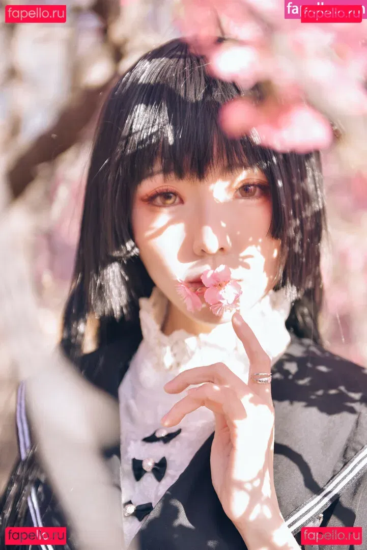 eeelyeee Onlyfans Photo Gallery 