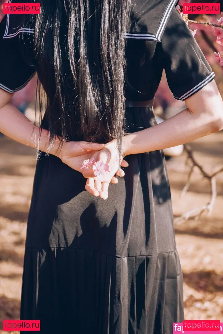 eeelyeee Onlyfans Photo Gallery 