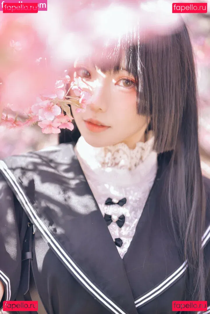 eeelyeee Onlyfans Photo Gallery 