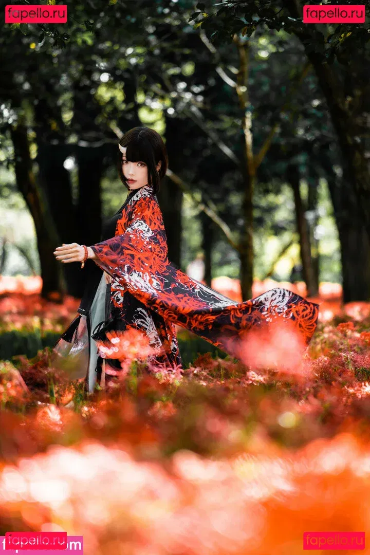 eeelyeee Onlyfans Photo Gallery 