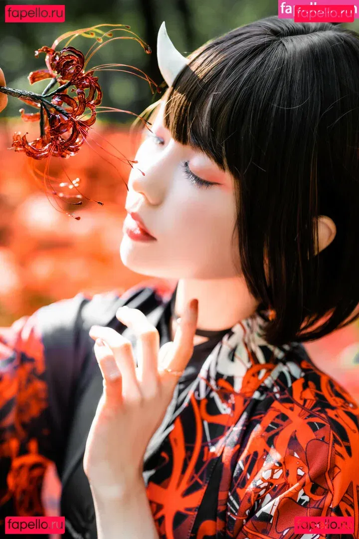 eeelyeee Onlyfans Photo Gallery 