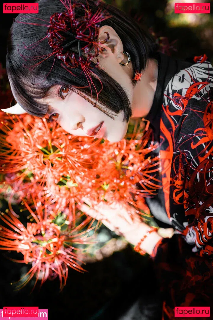 eeelyeee Onlyfans Photo Gallery 