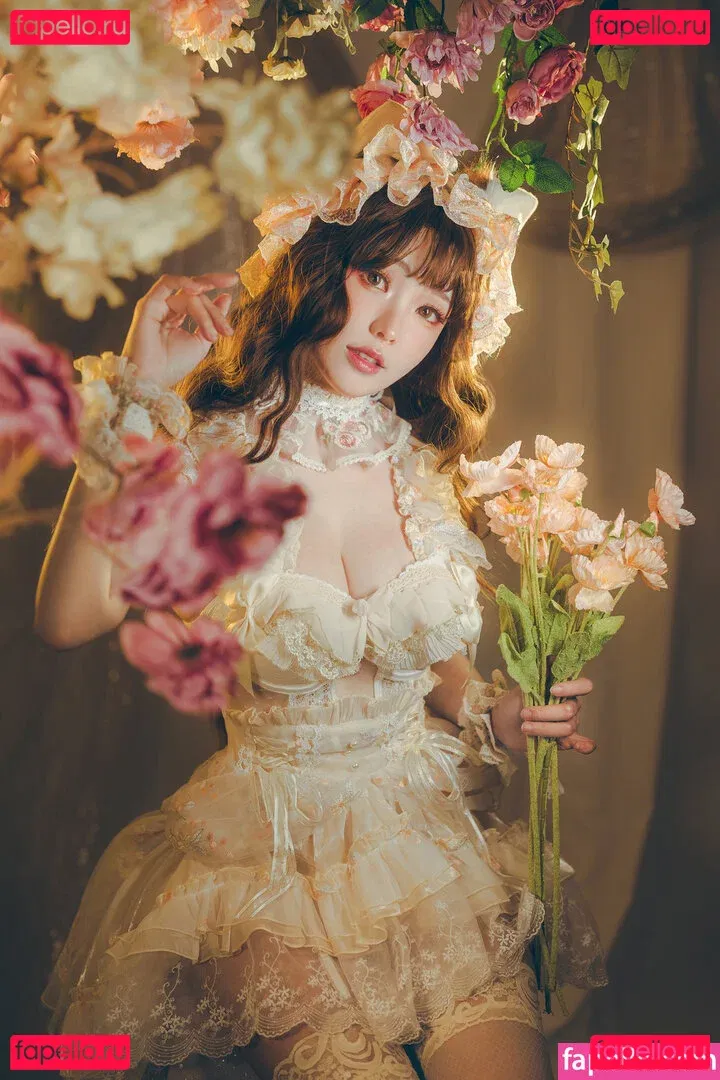 eeelyeee Onlyfans Photo Gallery 