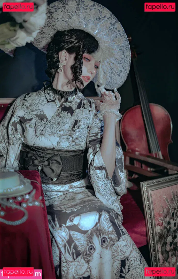 eeelyeee Onlyfans Photo Gallery 