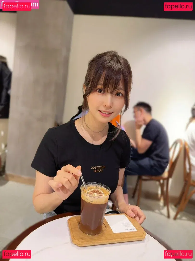 eeelyeee Onlyfans Photo Gallery 