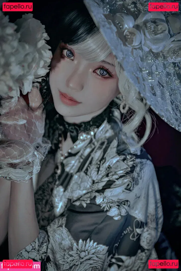 eeelyeee Onlyfans Photo Gallery 