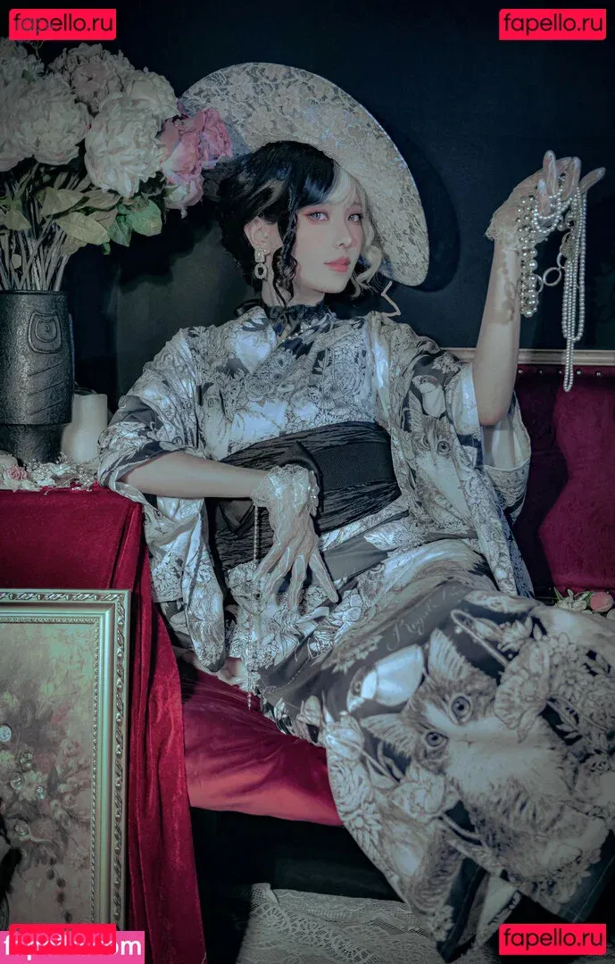 eeelyeee Onlyfans Photo Gallery 