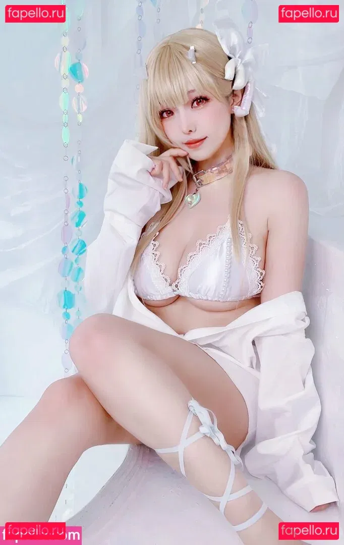 eeelyeee Onlyfans Photo Gallery 