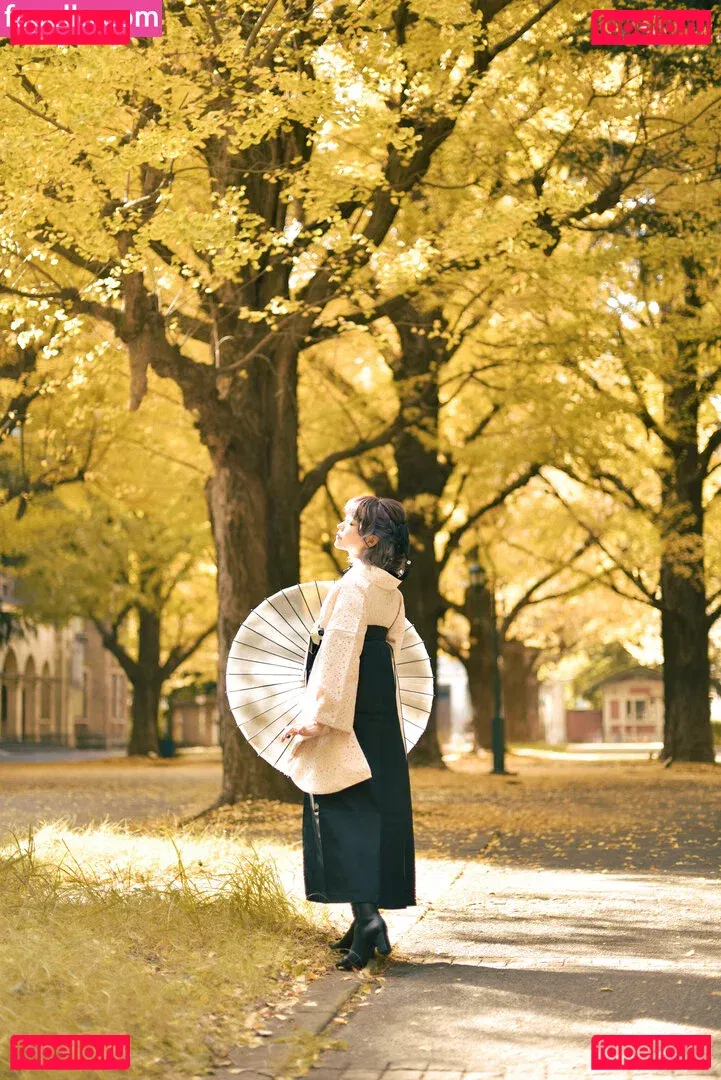 eeelyeee Onlyfans Photo Gallery 