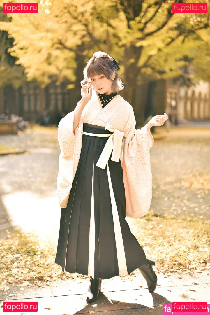 eeelyeee Onlyfans Photo Gallery 