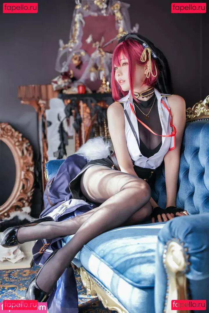 eeelyeee Onlyfans Photo Gallery 