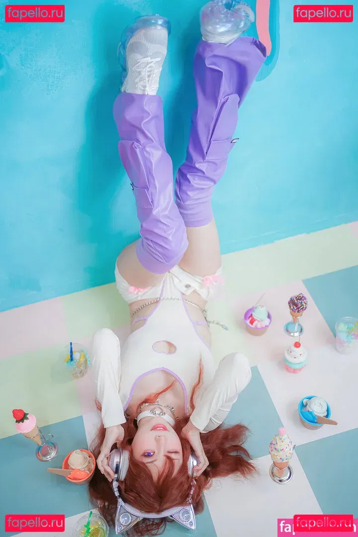 eeelyeee Onlyfans Photo Gallery 