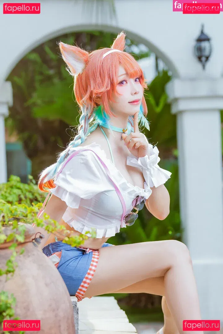 eeelyeee Onlyfans Photo Gallery 