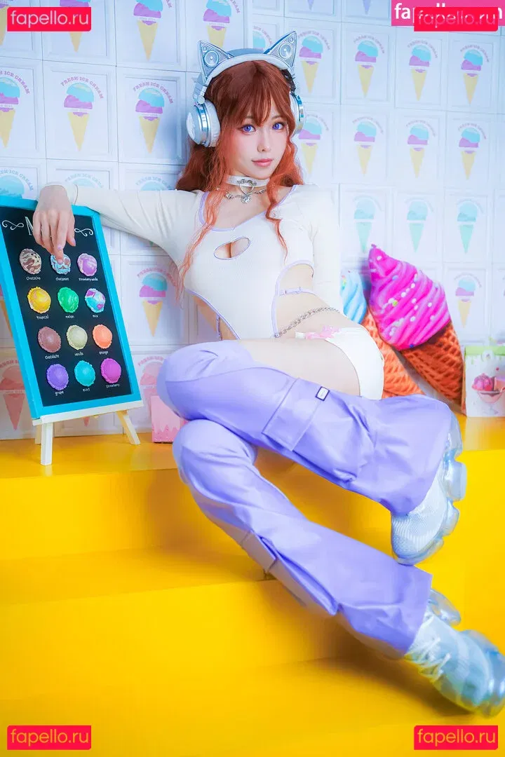 eeelyeee Onlyfans Photo Gallery 