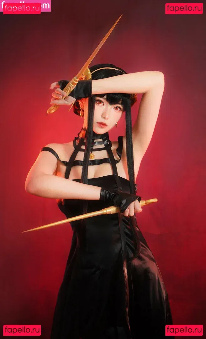 eeelyeee Onlyfans Photo Gallery 