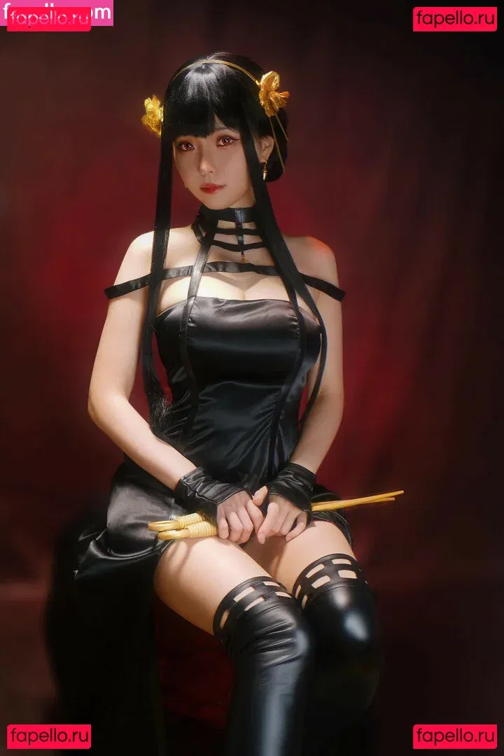 eeelyeee Onlyfans Photo Gallery 