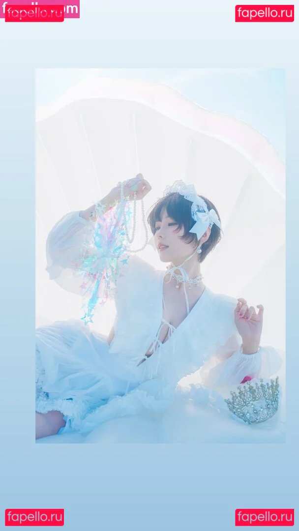 eeelyeee Onlyfans Photo Gallery 