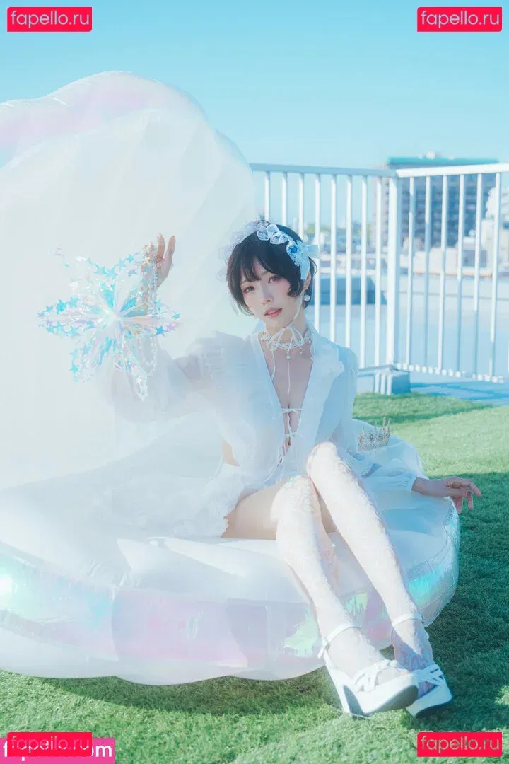 eeelyeee Onlyfans Photo Gallery 