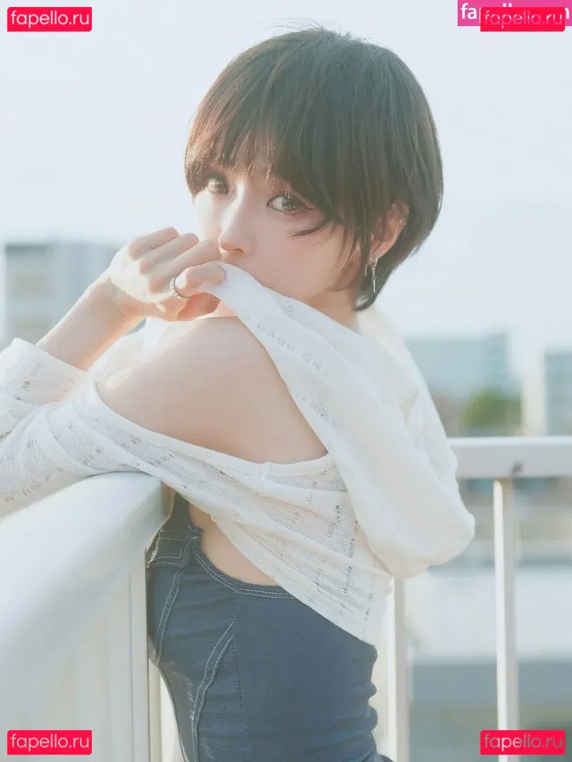 eeelyeee Onlyfans Photo Gallery 