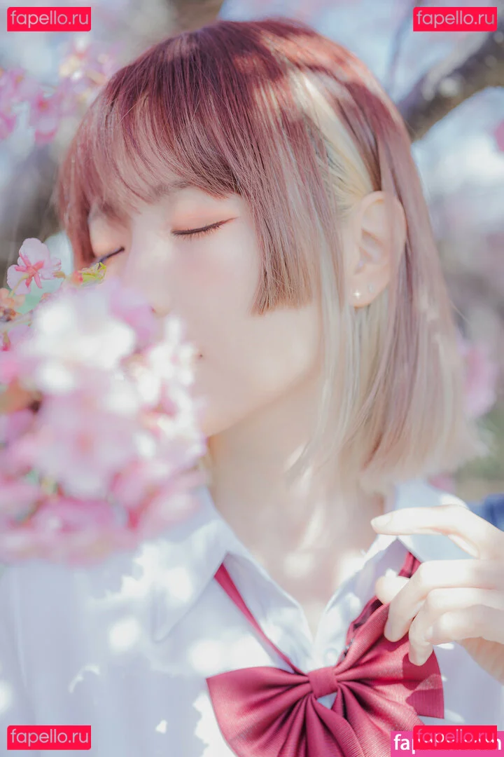 eeelyeee Onlyfans Photo Gallery 