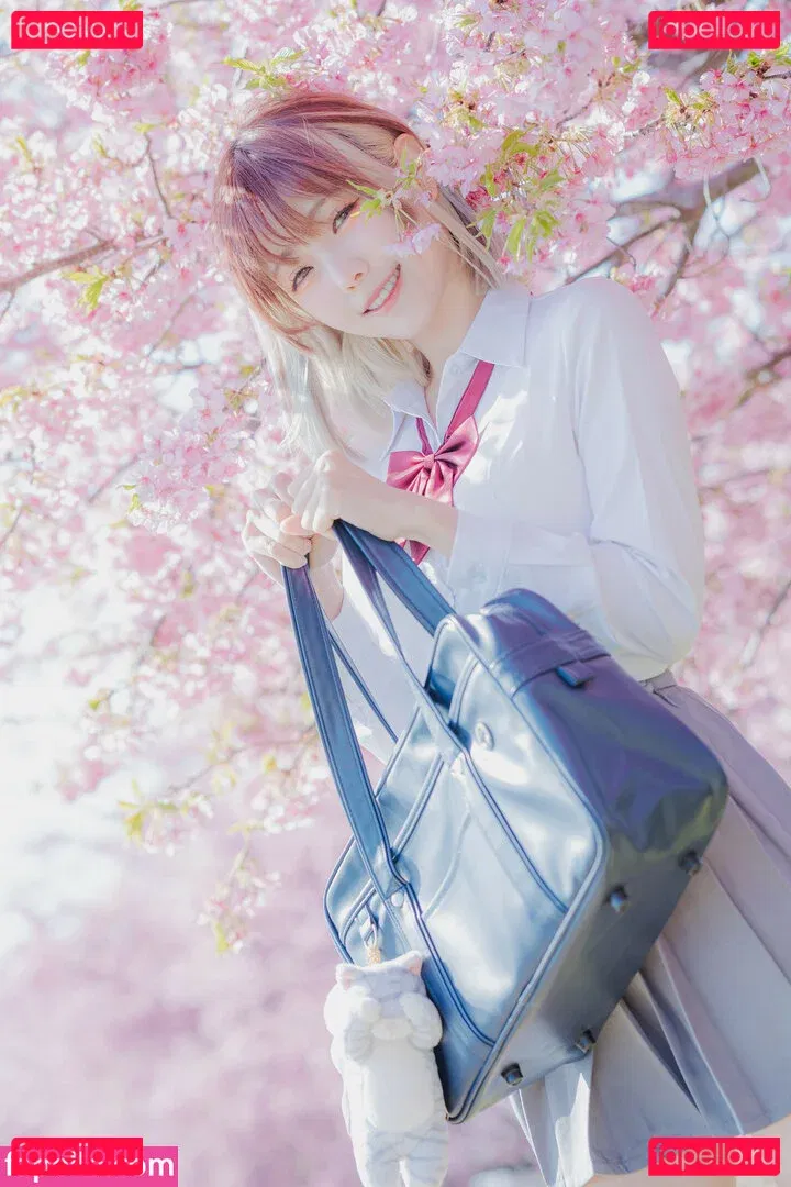 eeelyeee Onlyfans Photo Gallery 