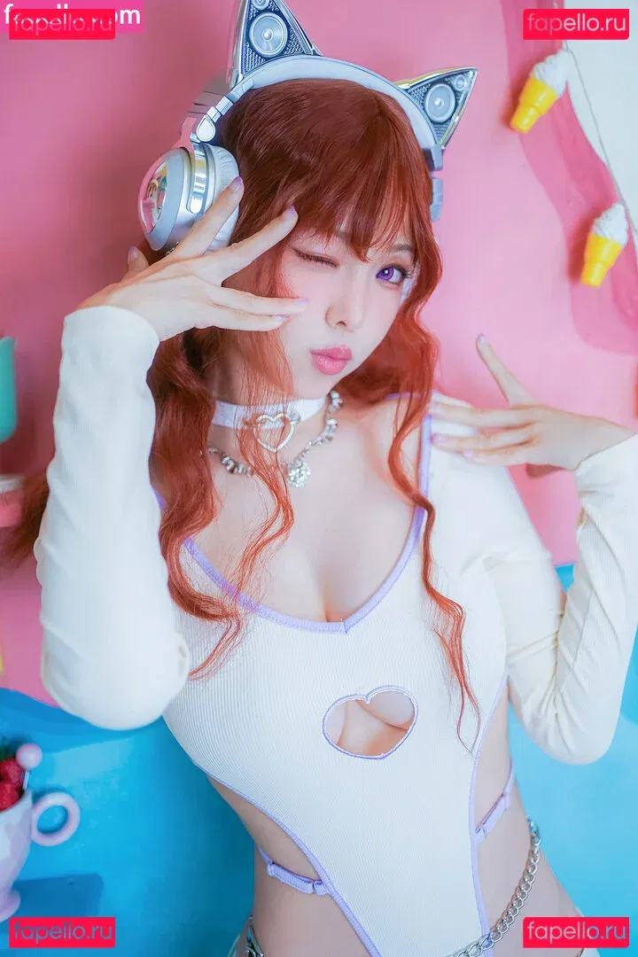 eeelyeee Onlyfans Photo Gallery 