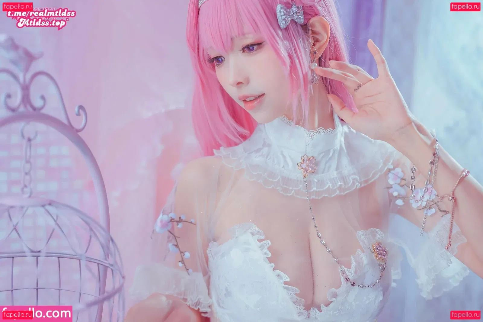 eeelyeee Onlyfans Photo Gallery 