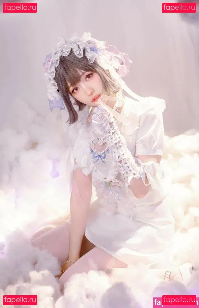 eeelyeee Onlyfans Photo Gallery 