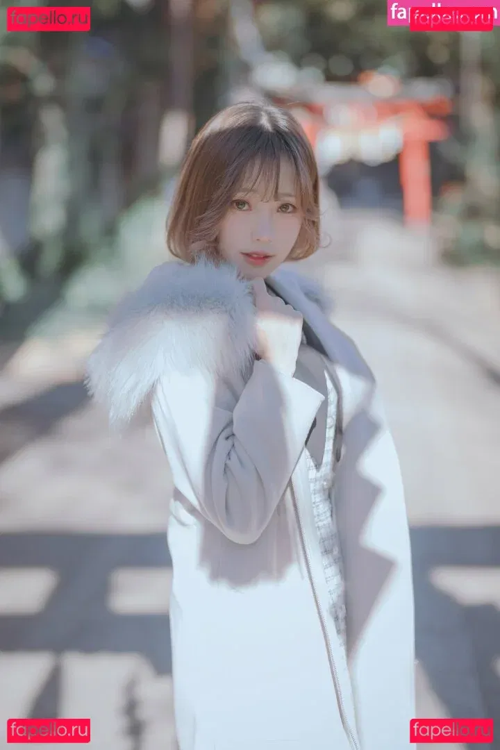 eeelyeee Onlyfans Photo Gallery 