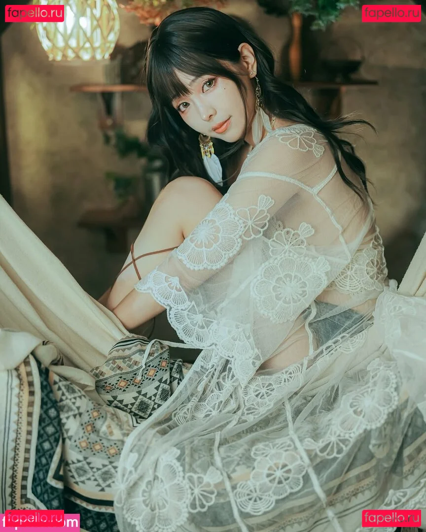 eeelyeee Onlyfans Photo Gallery 