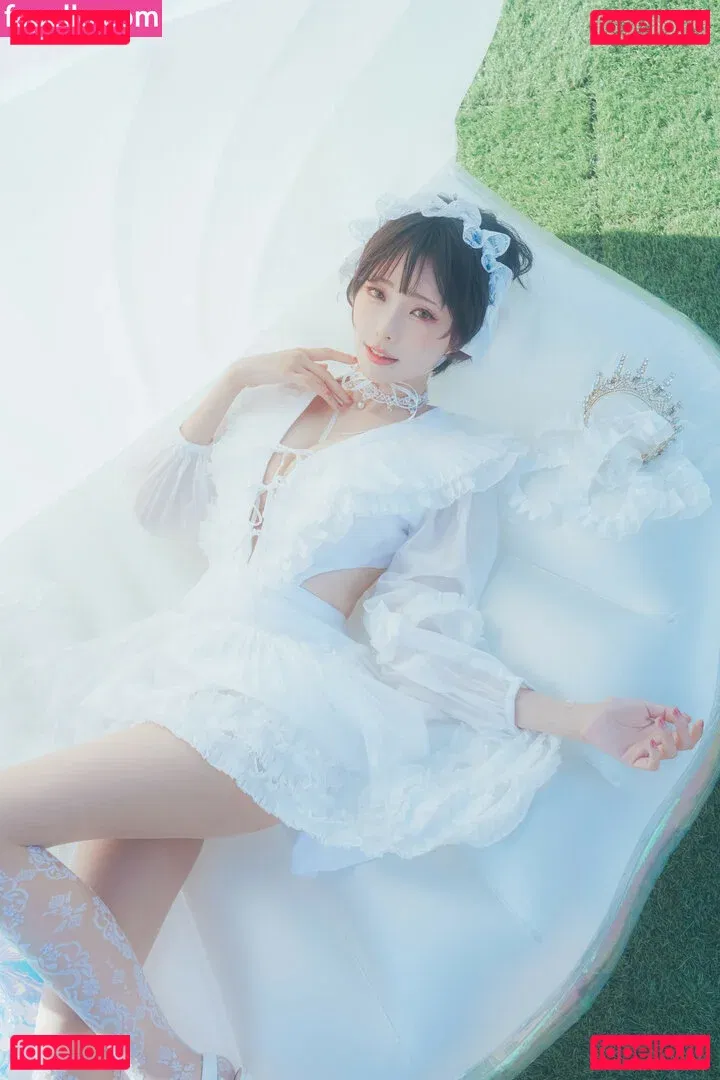 eeelyeee Onlyfans Photo Gallery 