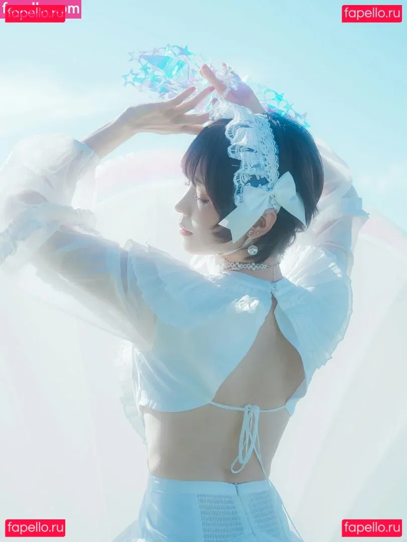 eeelyeee Onlyfans Photo Gallery 