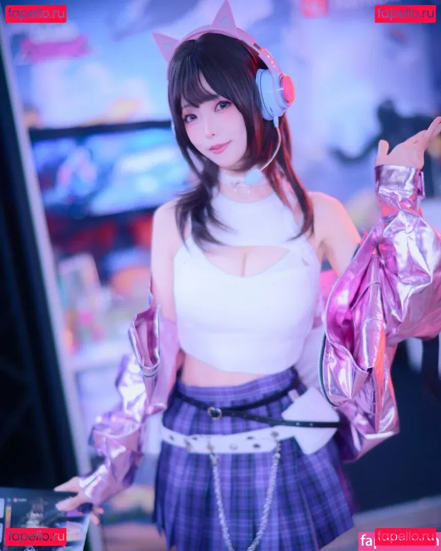 eeelyeee Onlyfans Photo Gallery 