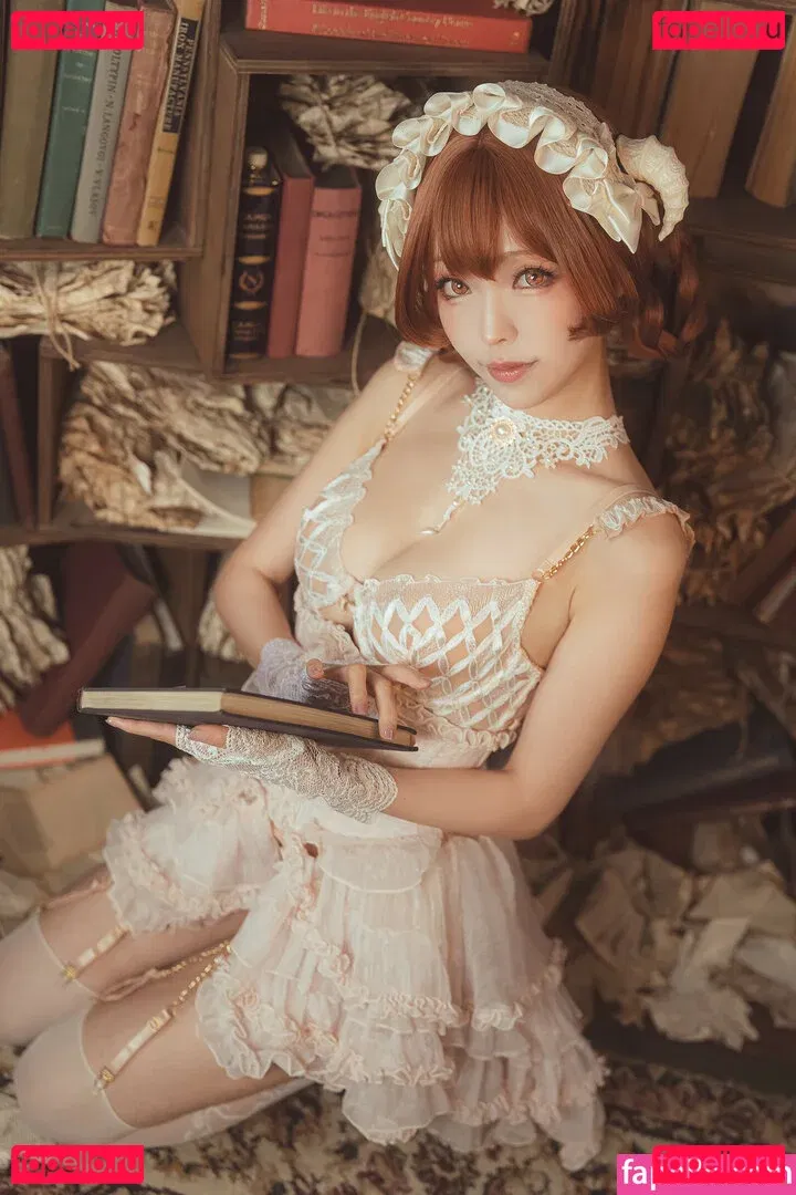 eeelyeee Onlyfans Photo Gallery 