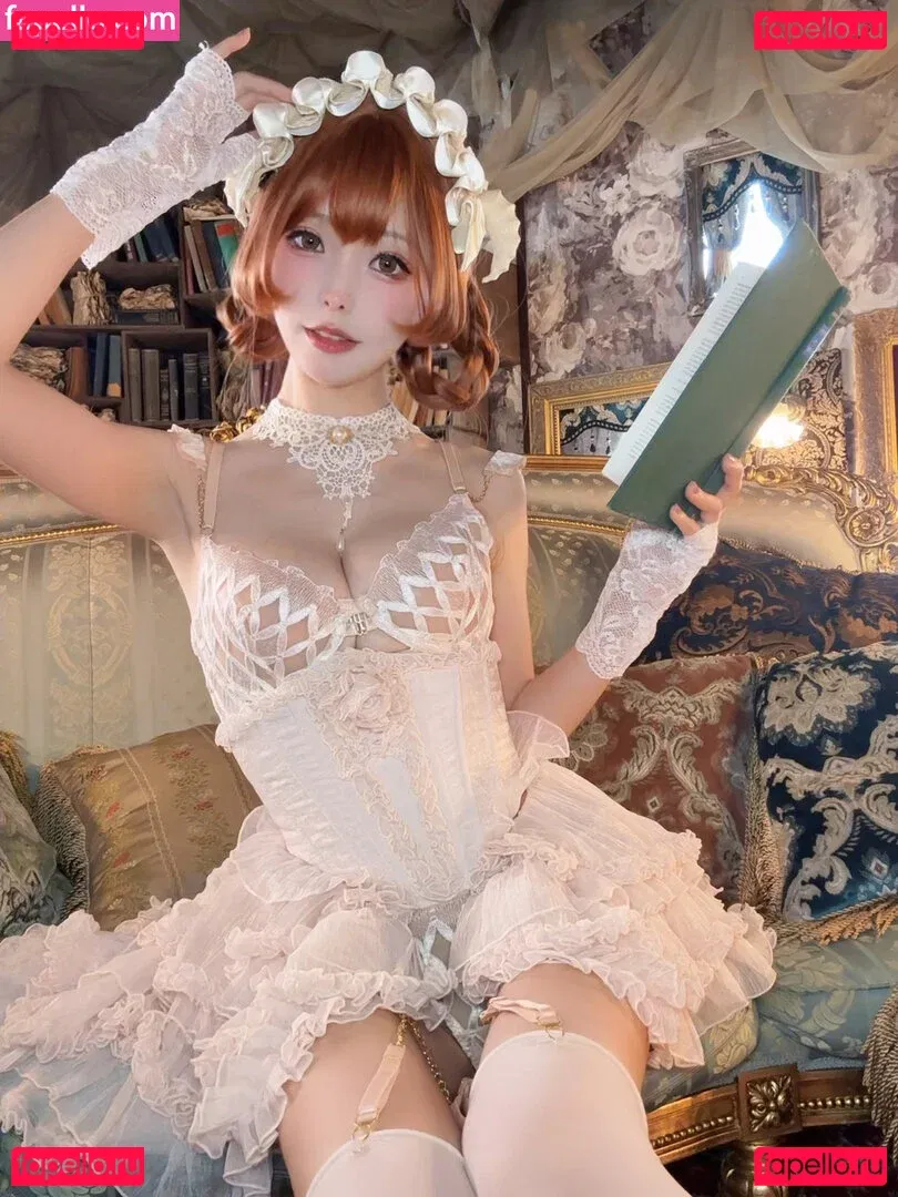 eeelyeee Onlyfans Photo Gallery 