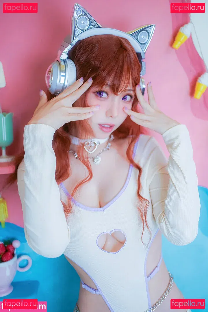 eeelyeee Onlyfans Photo Gallery 