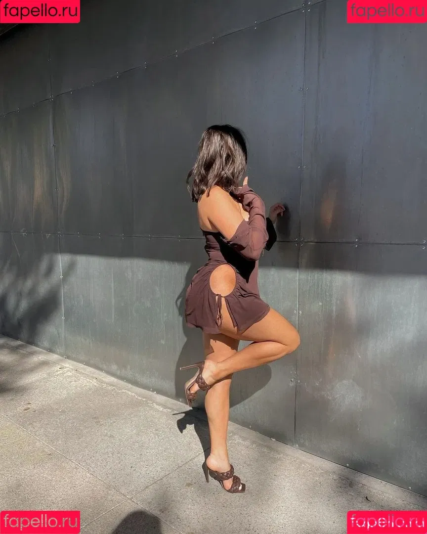 Kalani Hilliker Onlyfans Photo Gallery 