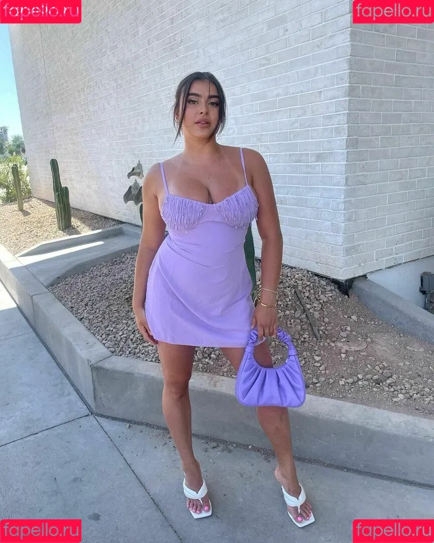 Kalani Hilliker Onlyfans Photo Gallery 