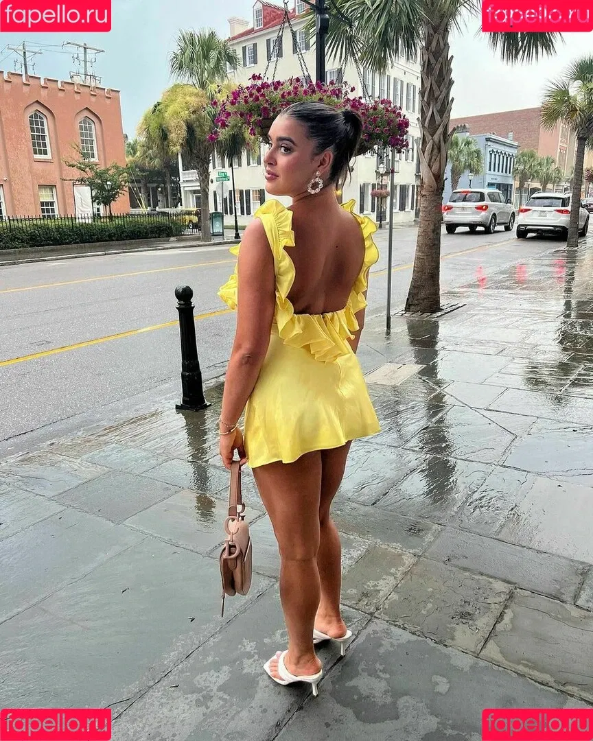 Kalani Hilliker Onlyfans Photo Gallery 