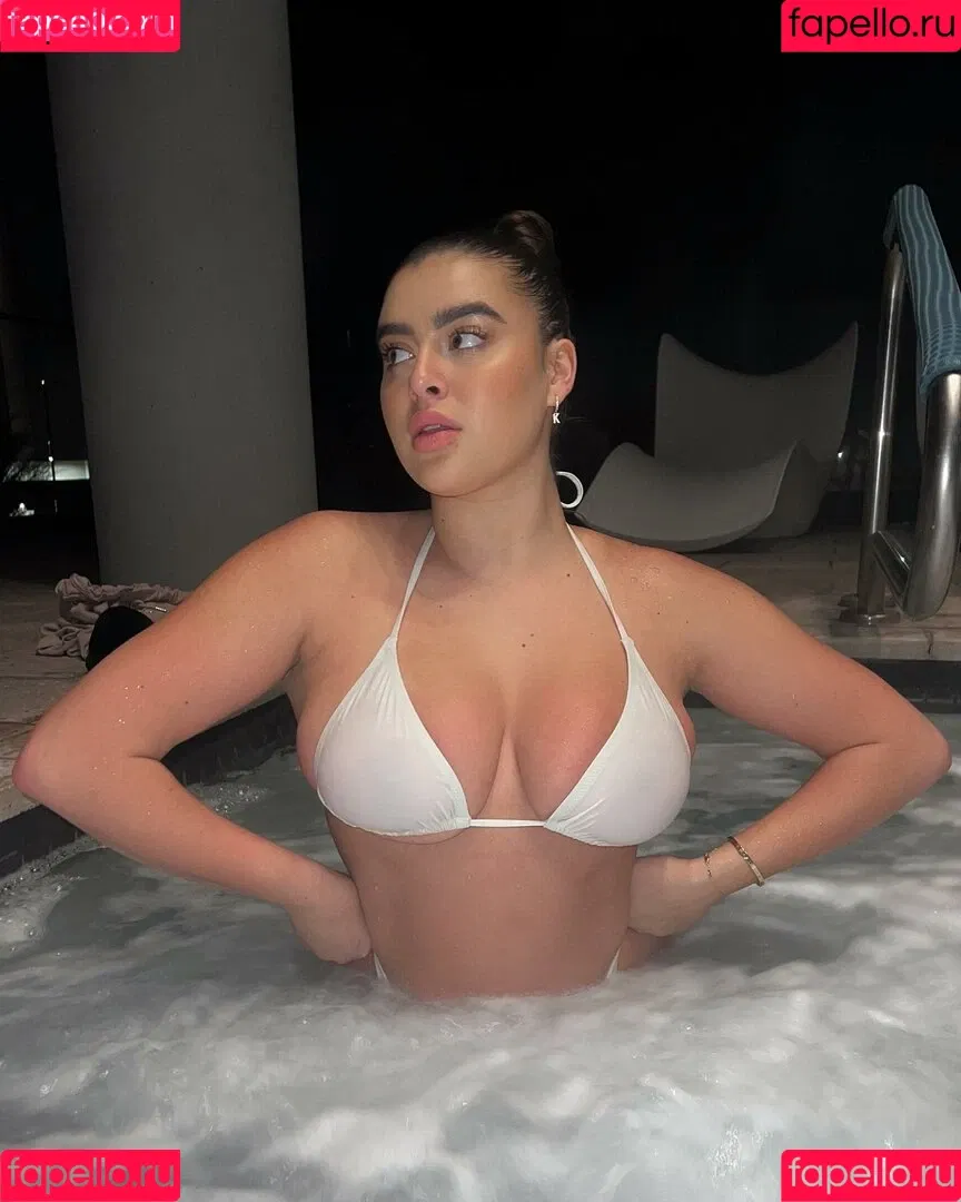 Kalani Hilliker Onlyfans Photo Gallery 