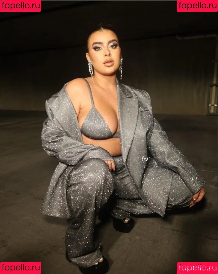 Kalani Hilliker Onlyfans Photo Gallery 