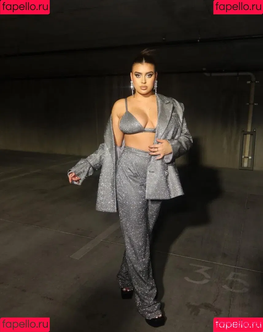 Kalani Hilliker Onlyfans Photo Gallery 