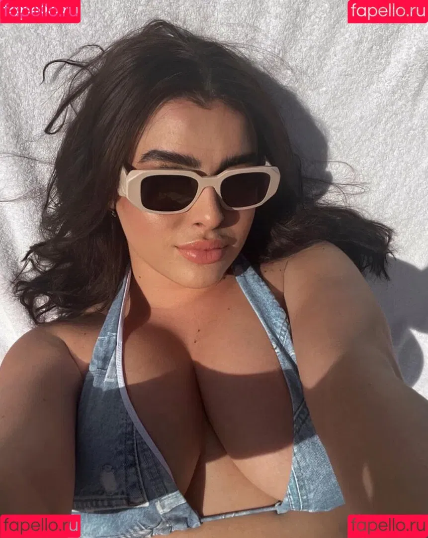 Kalani Hilliker Onlyfans Photo Gallery 