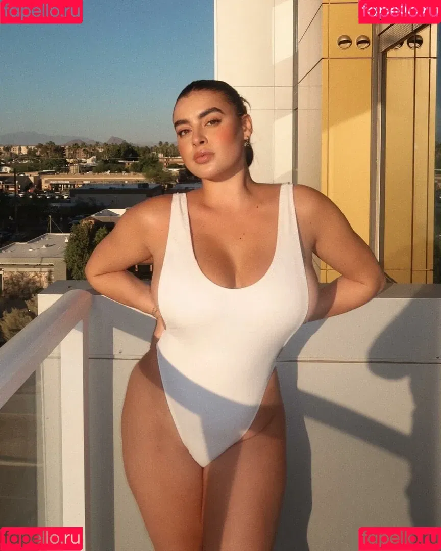 Kalani Hilliker Onlyfans Photo Gallery 