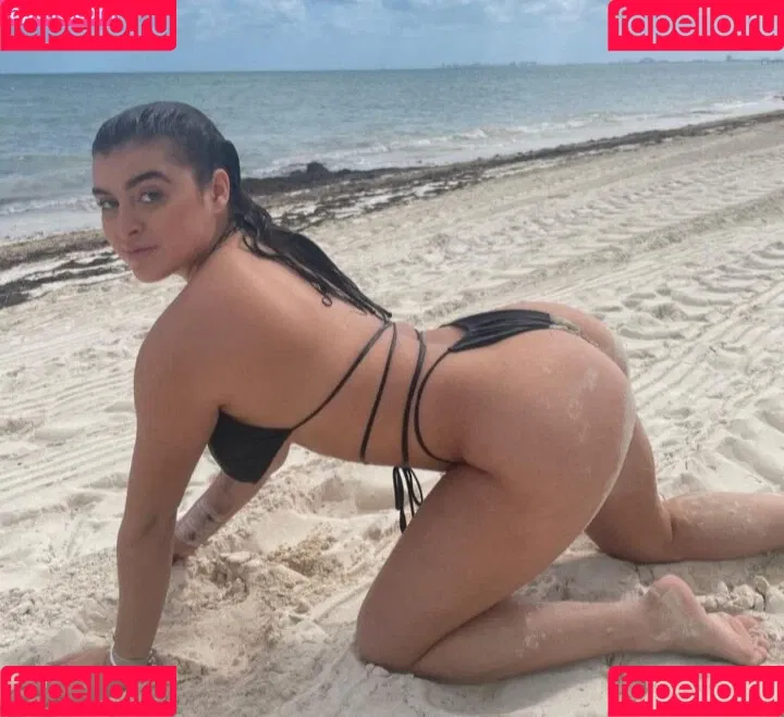 Kalani Hilliker Onlyfans Photo Gallery 