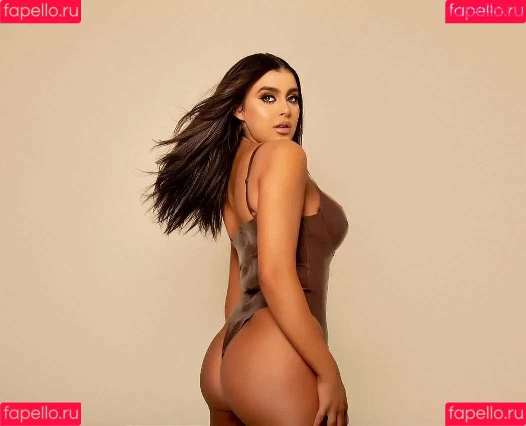 Kalani Hilliker Onlyfans Photo Gallery 