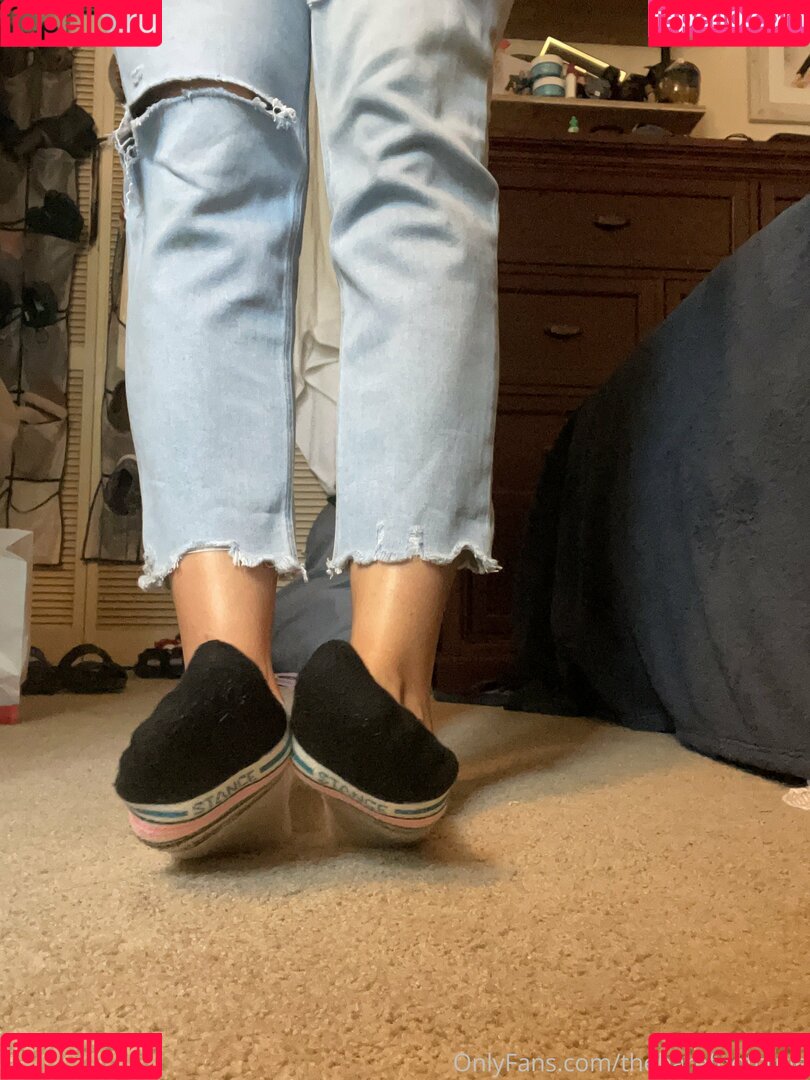 thebarefootcutie Onlyfans Photo Gallery 