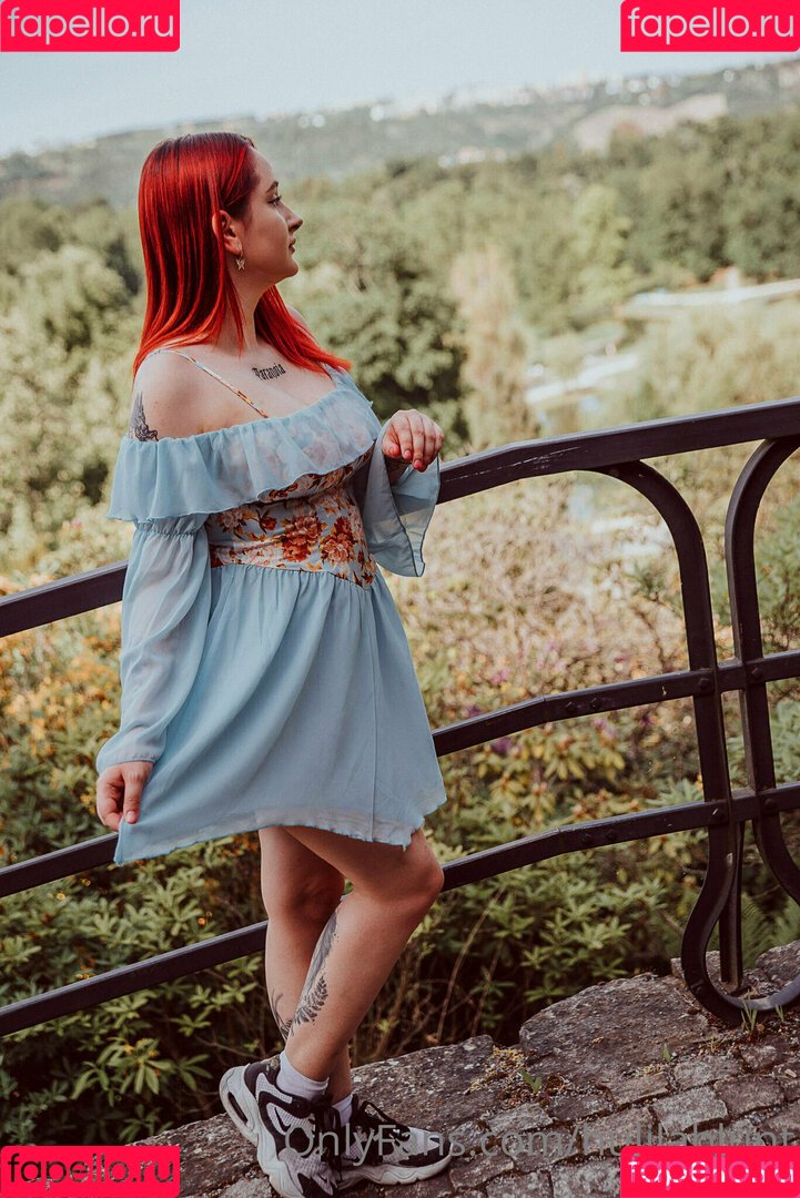 hulilablunt Onlyfans Photo Gallery 