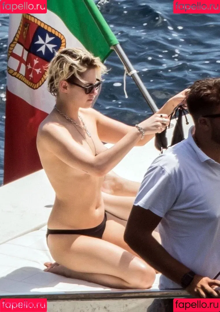 Kristen Stewart Onlyfans Photo Gallery 