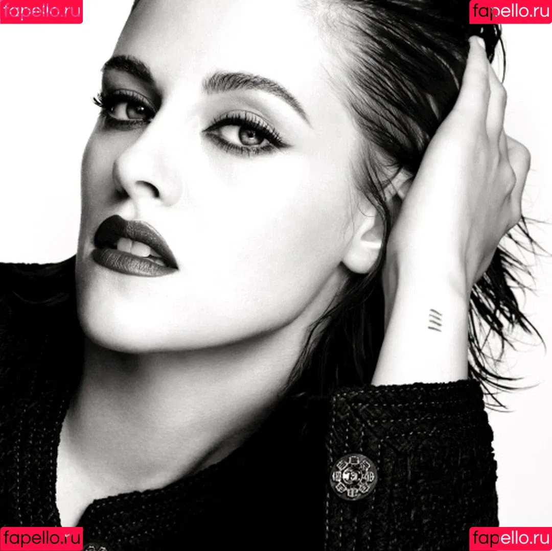 Kristen Stewart Onlyfans Photo Gallery 